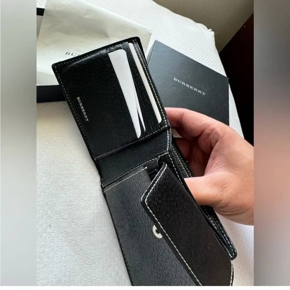 Burberry Men’s Black Wallet